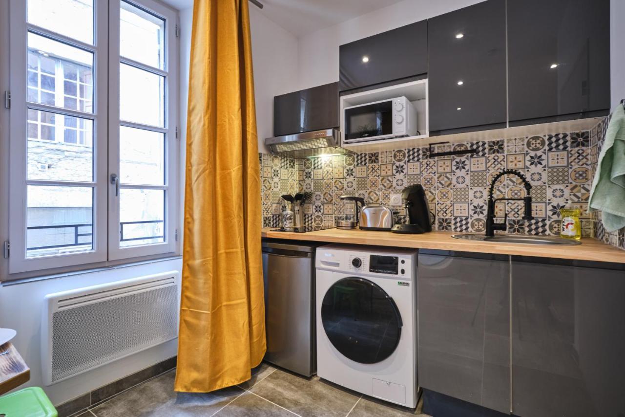 Place Carnot - Studio Tout Equipe Avec Jacuzzi Proche Toutes Commodites Carcassonne Exterior foto