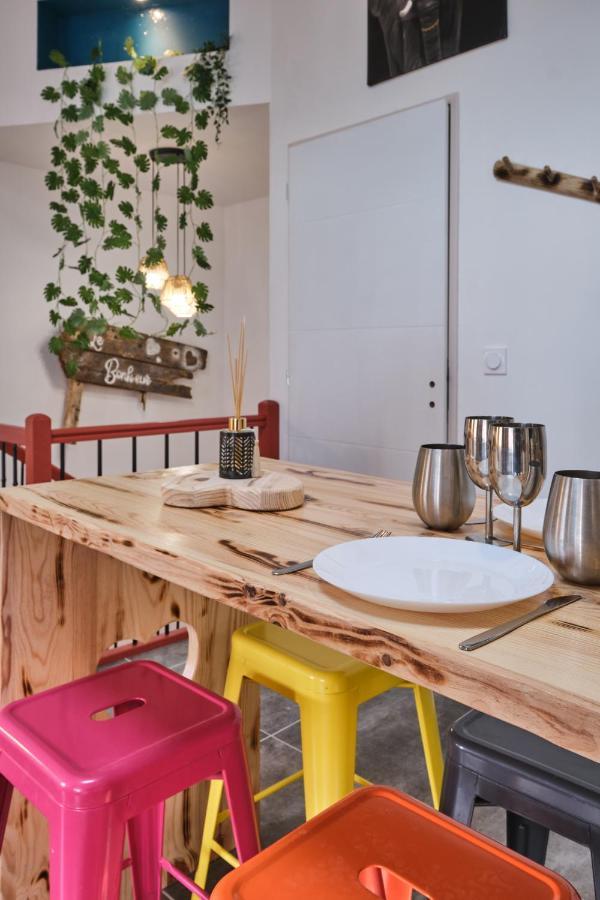 Place Carnot - Studio Tout Equipe Avec Jacuzzi Proche Toutes Commodites Carcassonne Exterior foto